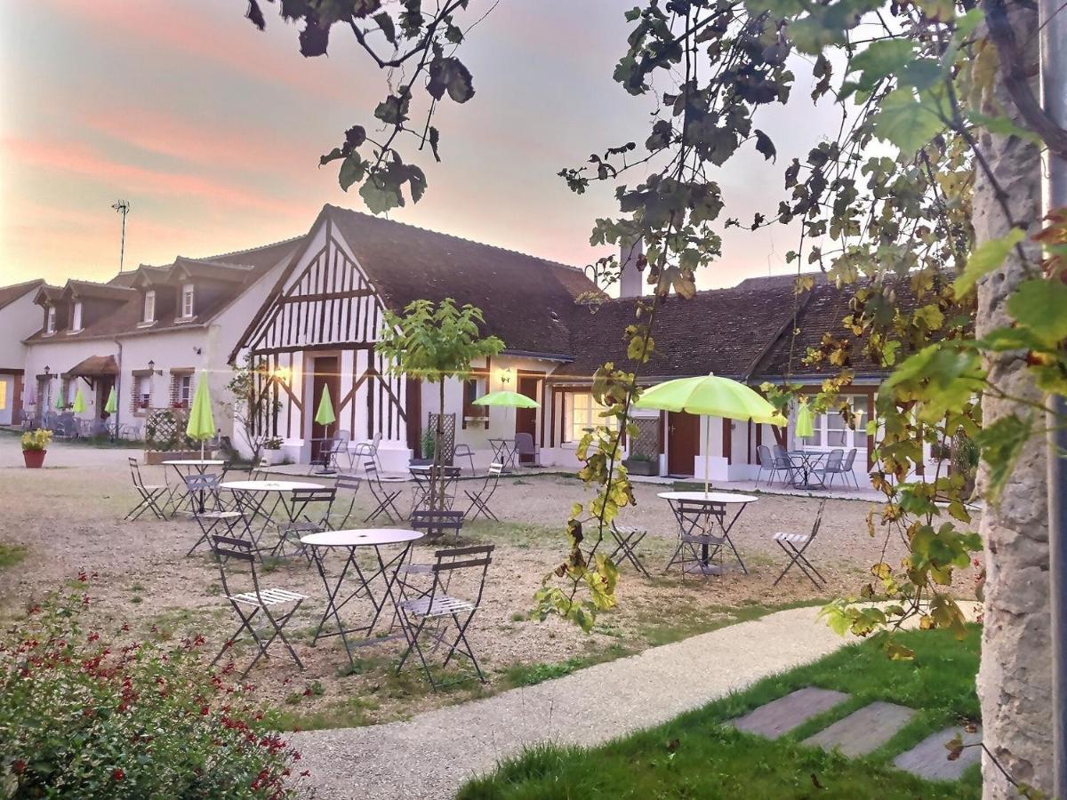 Logis Hotel Du Cygne ブラシュー エクステリア 写真