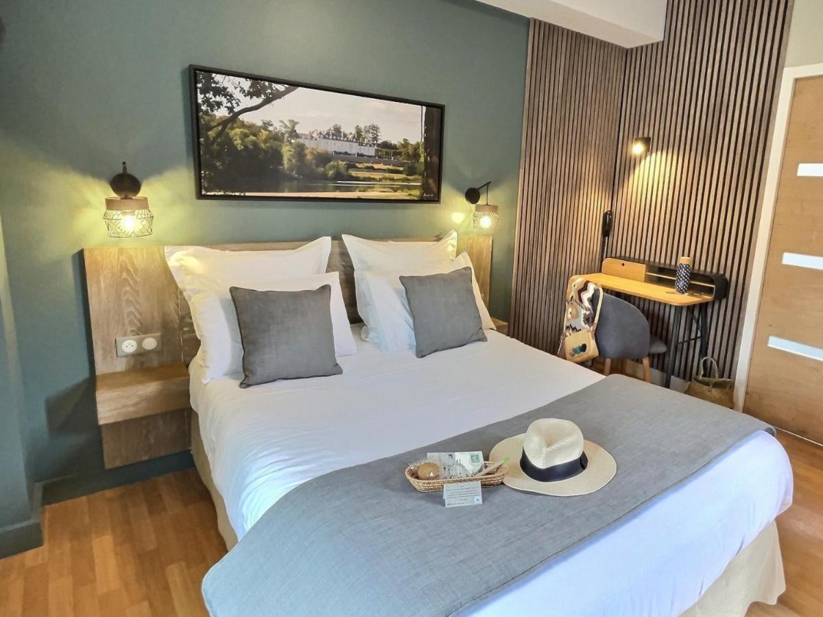 Logis Hotel Du Cygne ブラシュー エクステリア 写真