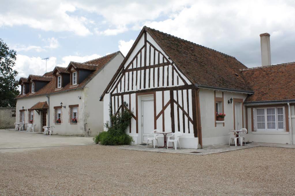 Logis Hotel Du Cygne ブラシュー エクステリア 写真