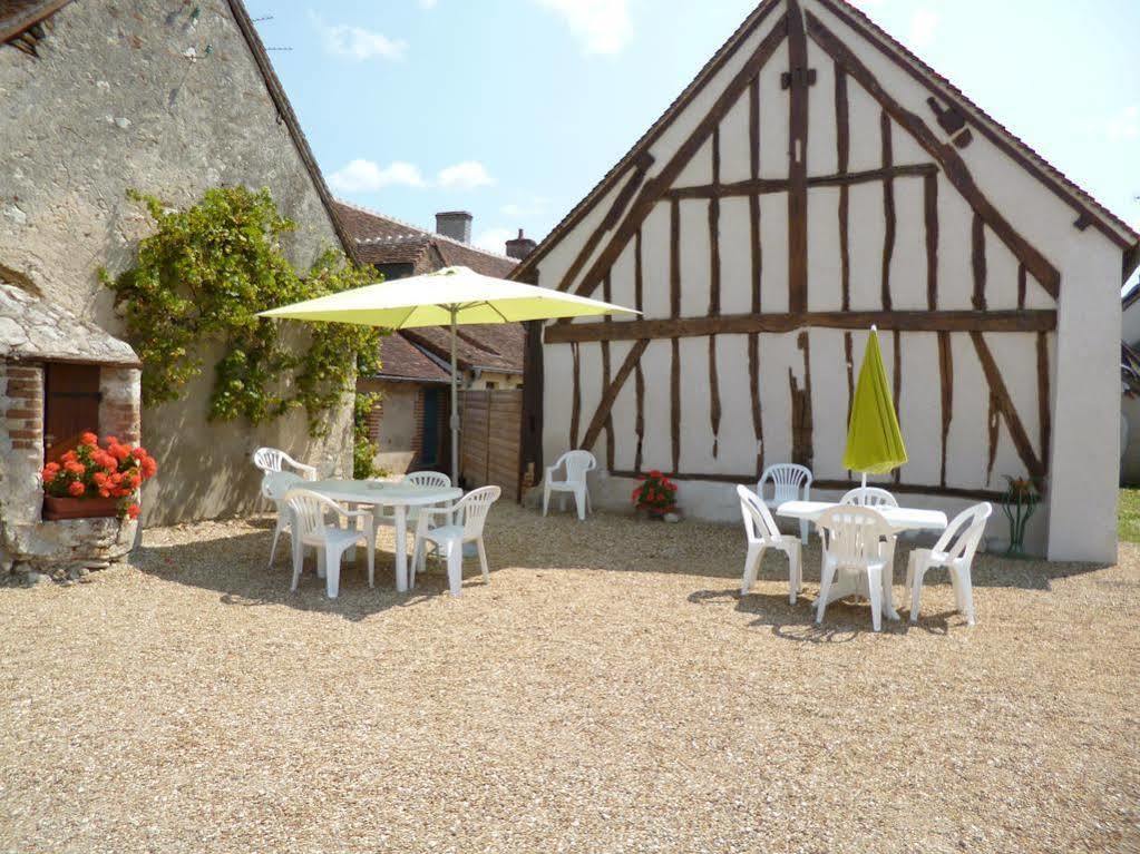 Logis Hotel Du Cygne ブラシュー エクステリア 写真